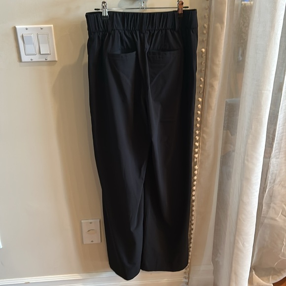 Banana Republic Trouser Everywhere pant Black XS Regular Length - Picture 3 of 7